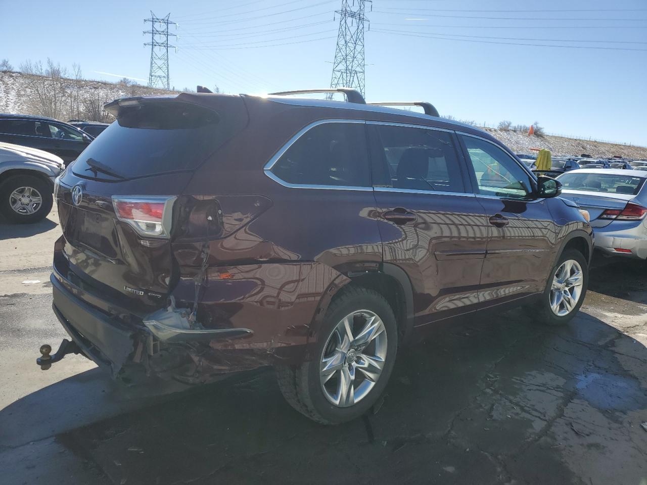 2015 TOYOTA HIGHLANDER - Image 3