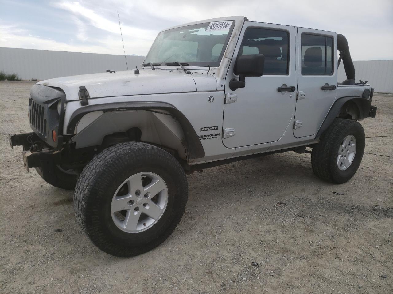 2012 JEEP WRANGLER U