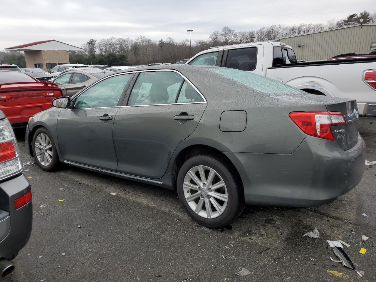 2014 TOYOTA CAMRY L - Фото 2