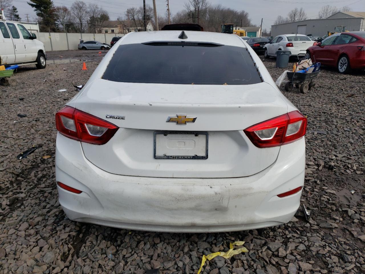 2017 CHEVROLET CRUZE LS - Image 6
