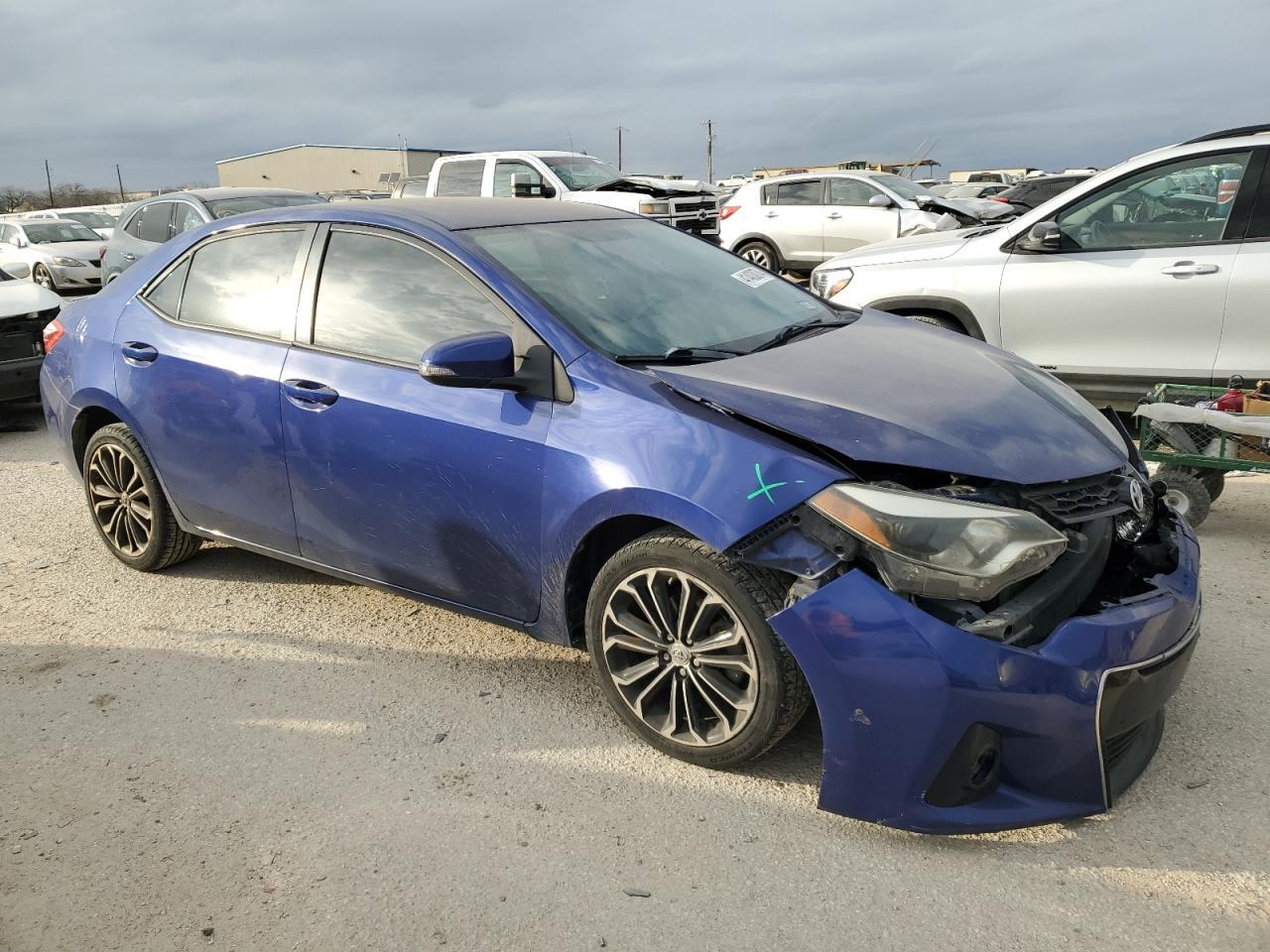 2015 TOYOTA COROLLA L - Фото 4