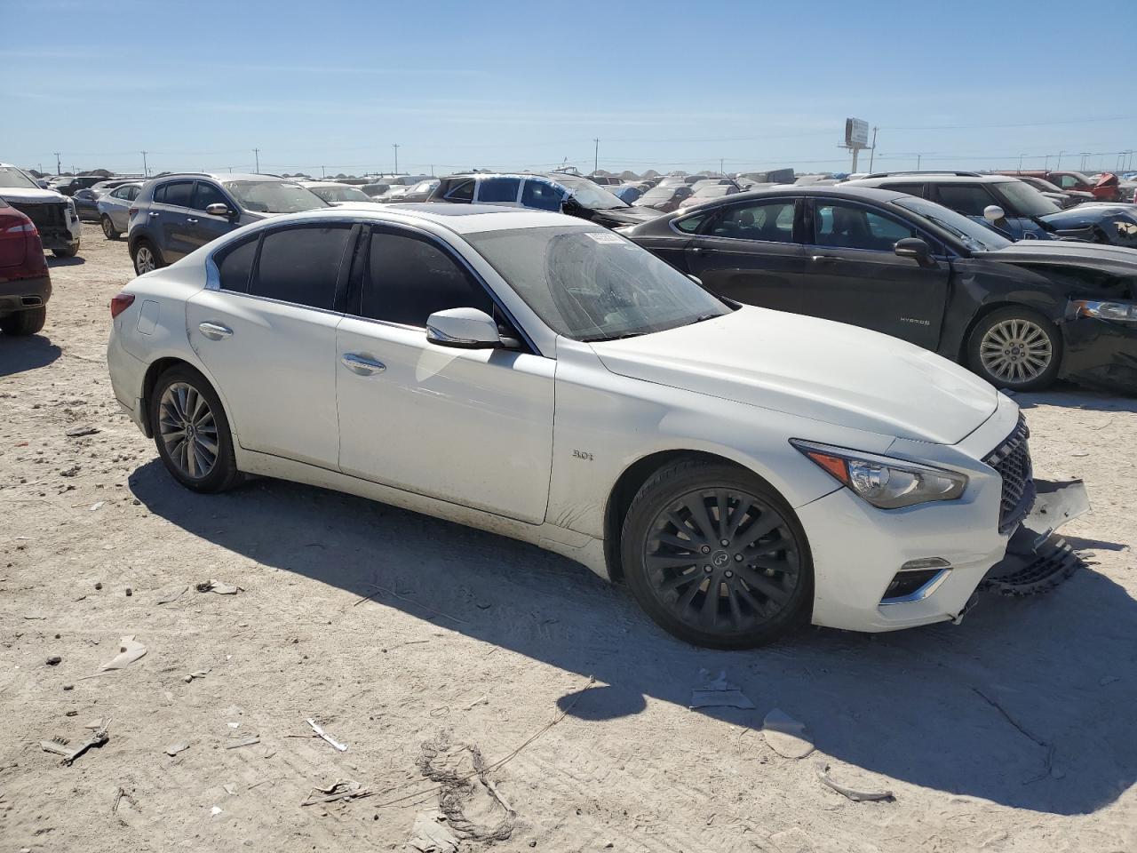 2018 INFINITI Q50 LUXE - Фото 4