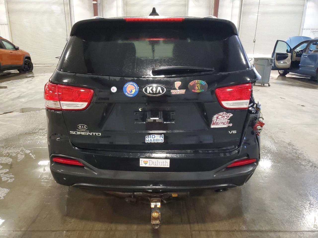2016 KIA SORENTO LX - Image 6