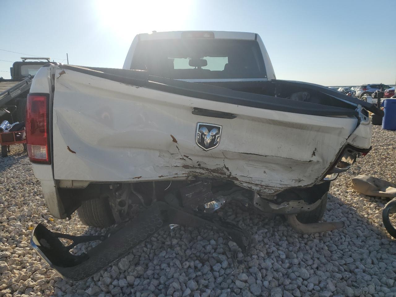 2014 RAM 1500 ST - Фото 6
