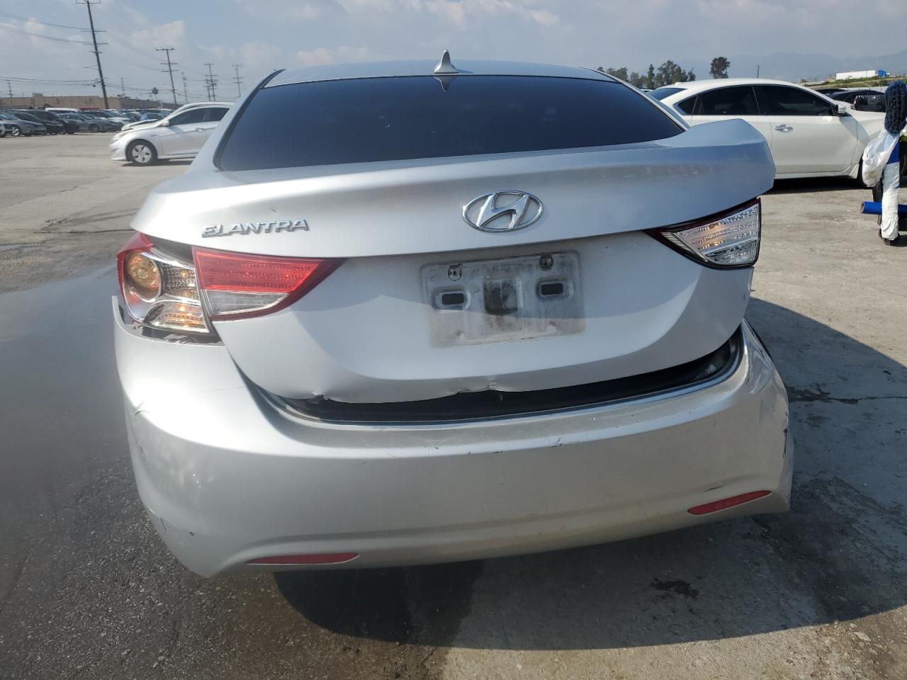 2011 HYUNDAI ELANTRA GL - Image 6