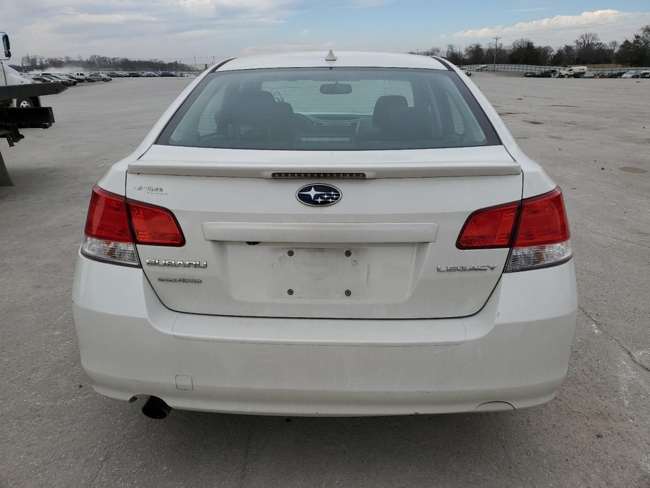 2014 SUBARU LEGACY 2.5 - Image 6