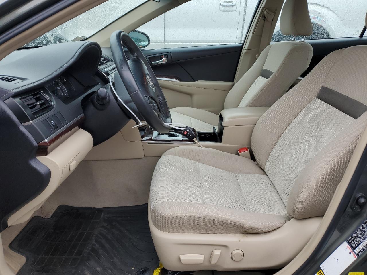 2014 TOYOTA CAMRY L - Фото 7