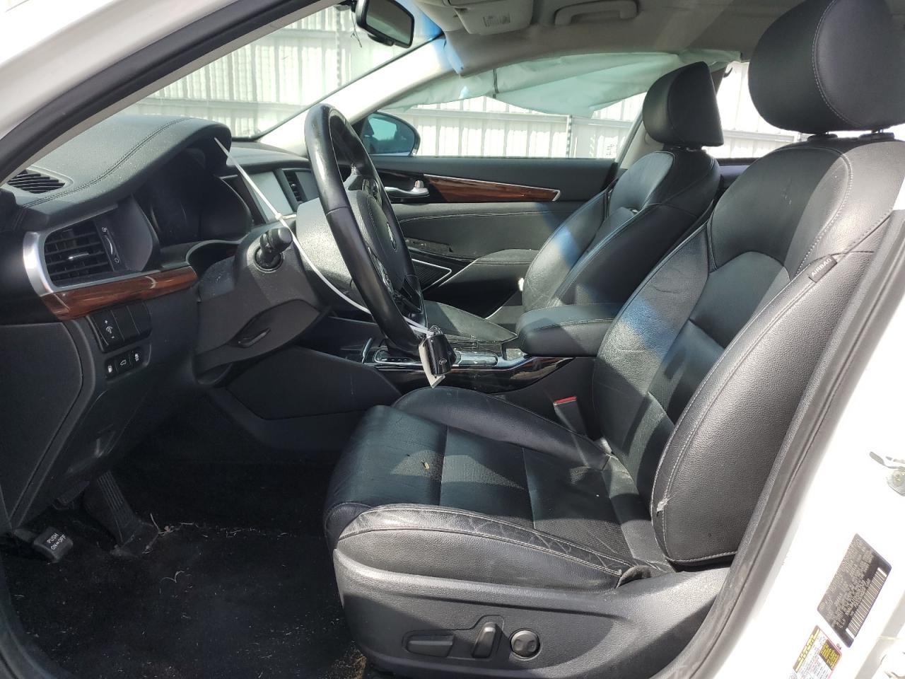 2017 KIA CADENZA PR - Image 7