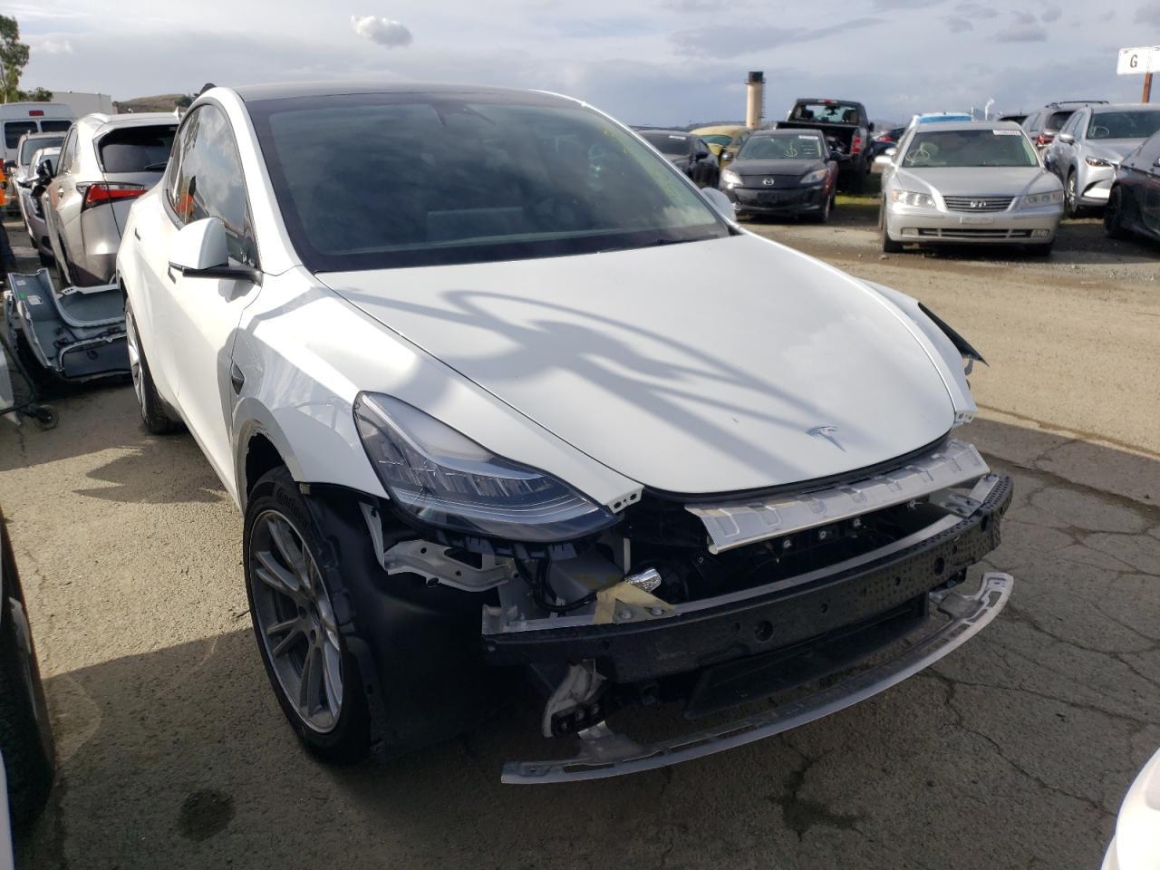 2022 TESLA MODEL Y - Image 4