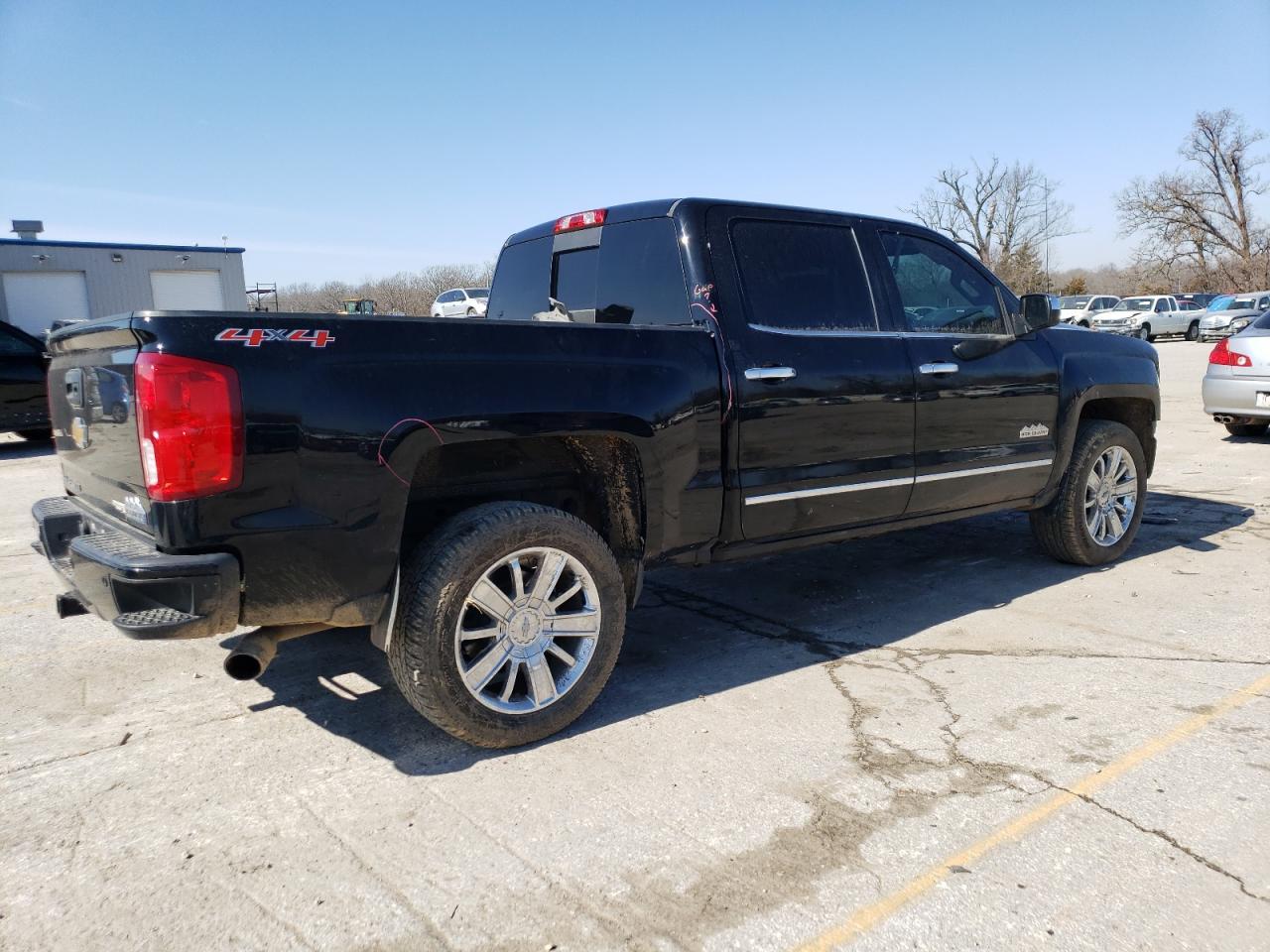 2017 CHEVROLET SILVERADO - Image 3