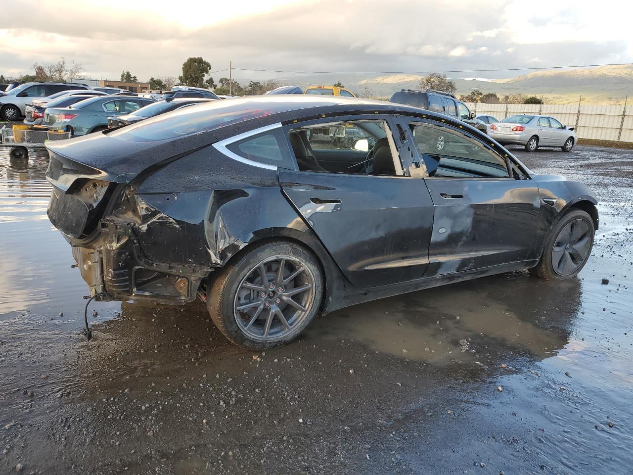 2019 TESLA MODEL 3 - Фото 3