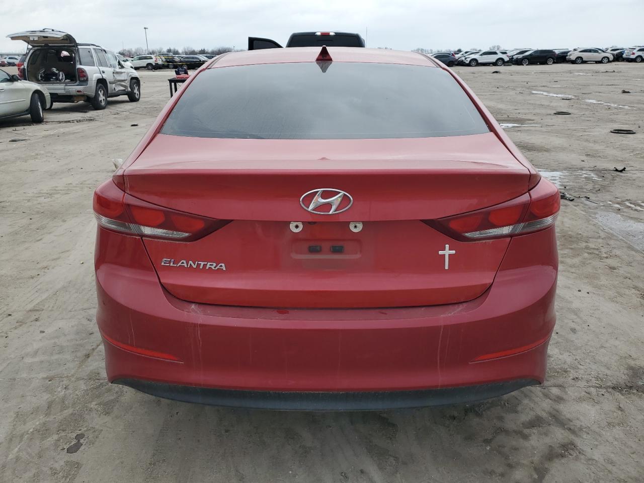2018 HYUNDAI ELANTRA SE - Image 6