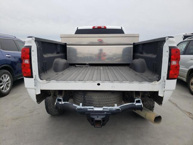 2018 Chevrolet Silverado C2500 Heavy Duty - Image 6