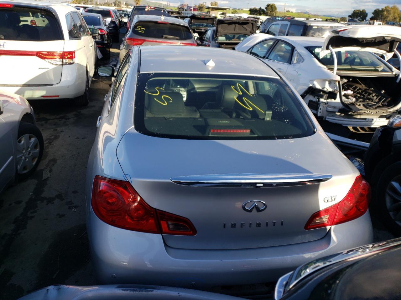 2012 INFINITI G37 BASE - Image 6