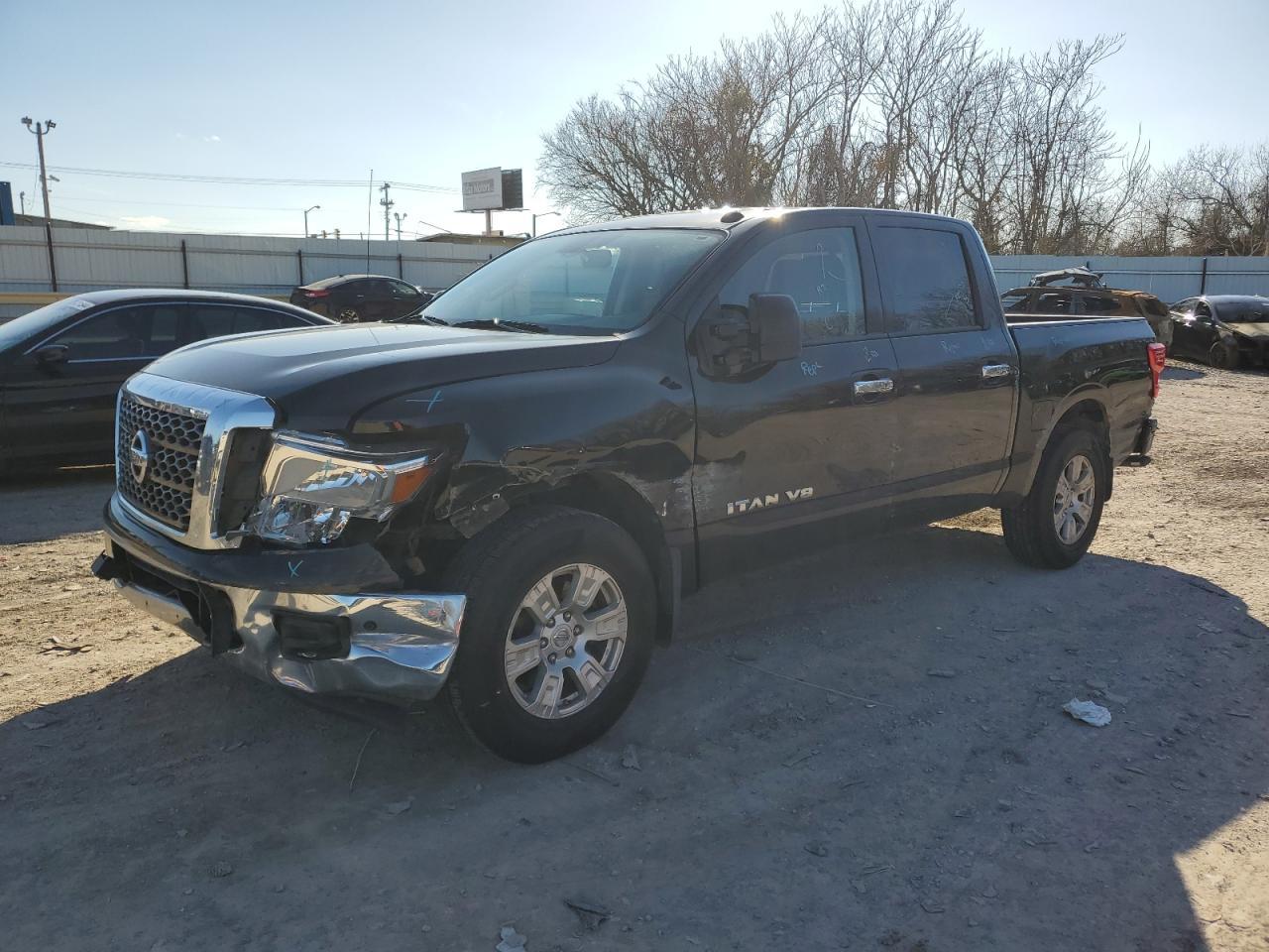 2018 NISSAN TITAN SV