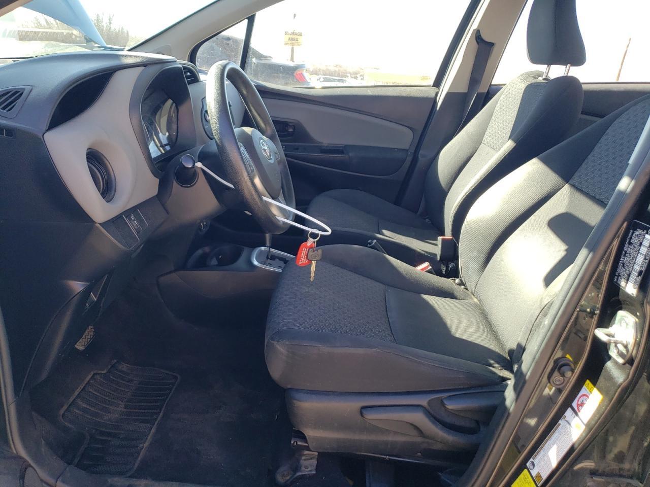 2017 TOYOTA YARIS L - Фото 7