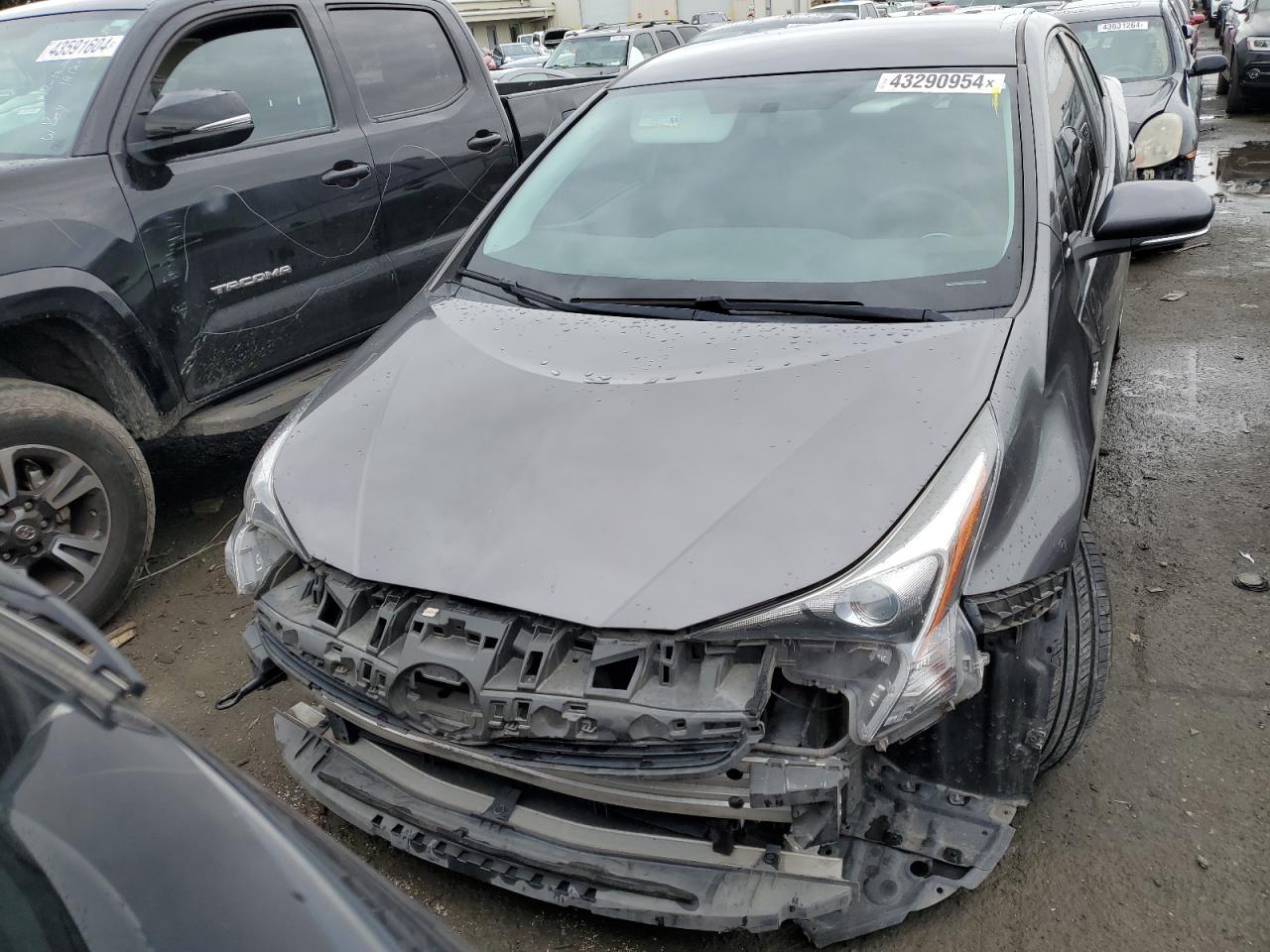 2016 TOYOTA PRIUS - Image 5