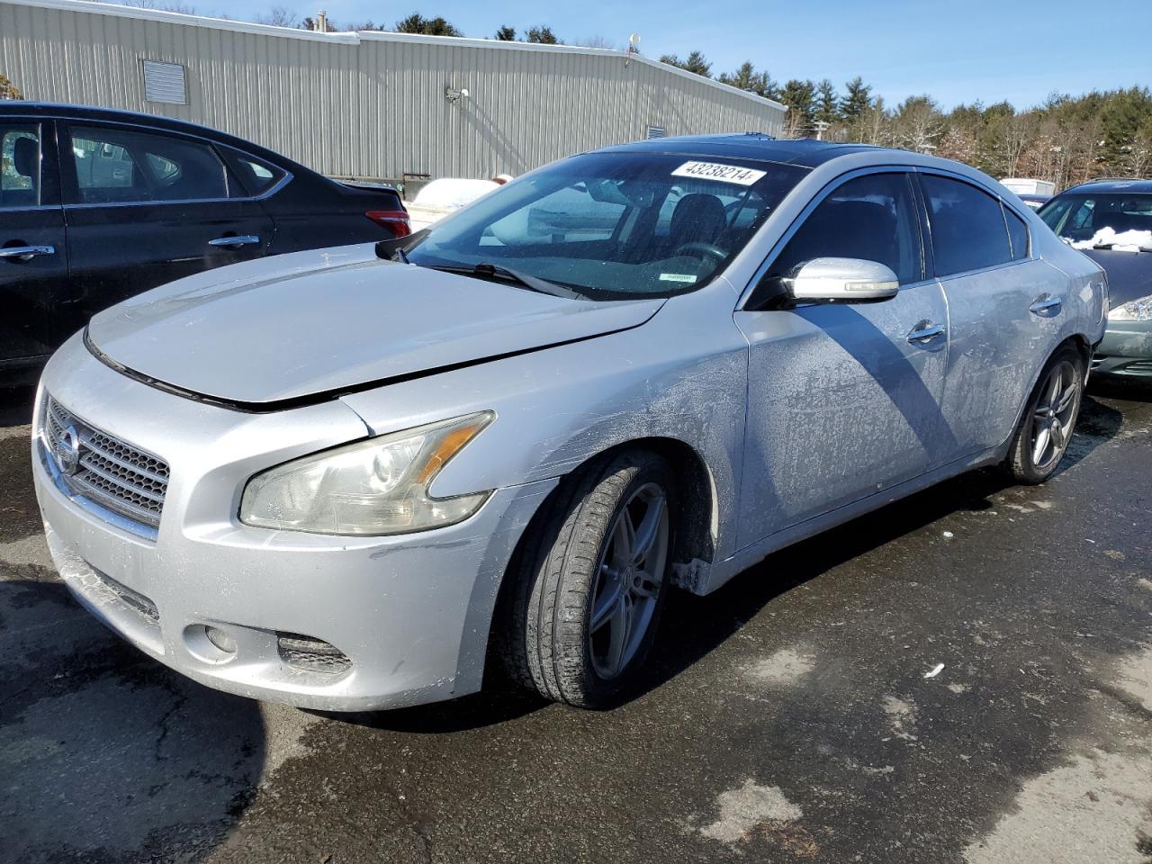 2011 NISSAN MAXIMA S