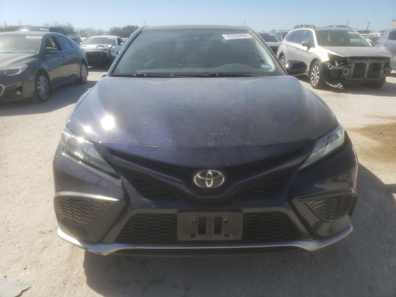2021 TOYOTA CAMRY XSE - Фото 5