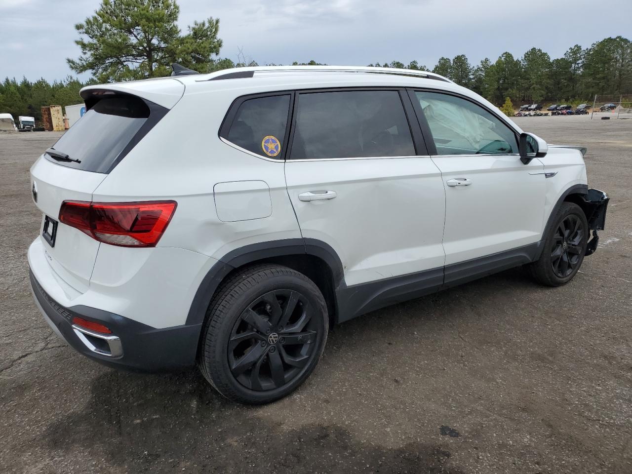 2023 VOLKSWAGEN TAOS SE - Фото 3