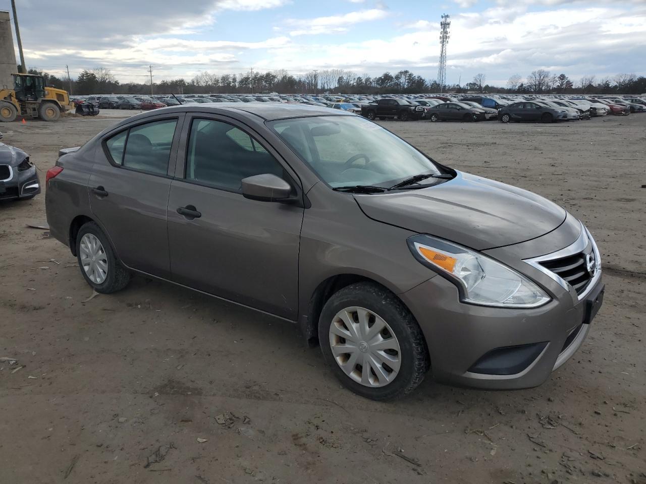 2016 NISSAN VERSA S - Фото 4