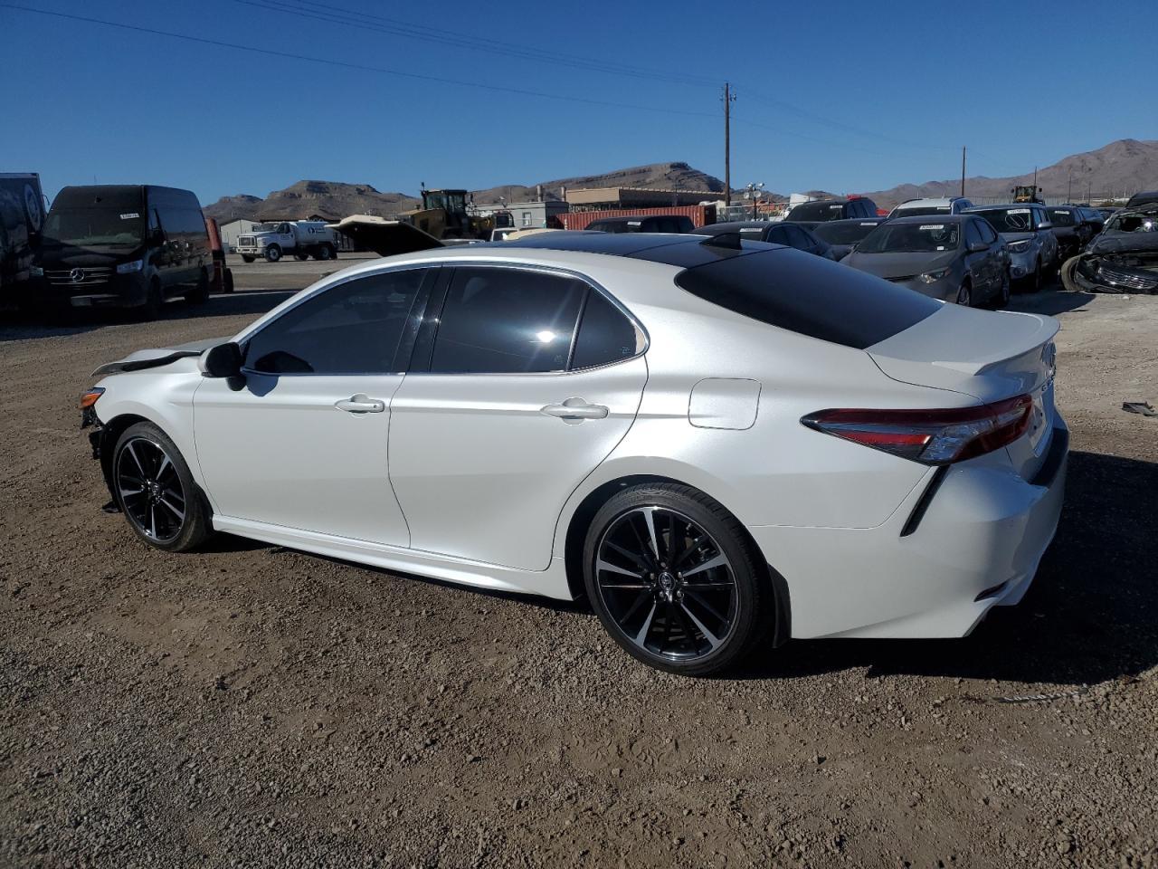2018 TOYOTA CAMRY XSE - Image 2