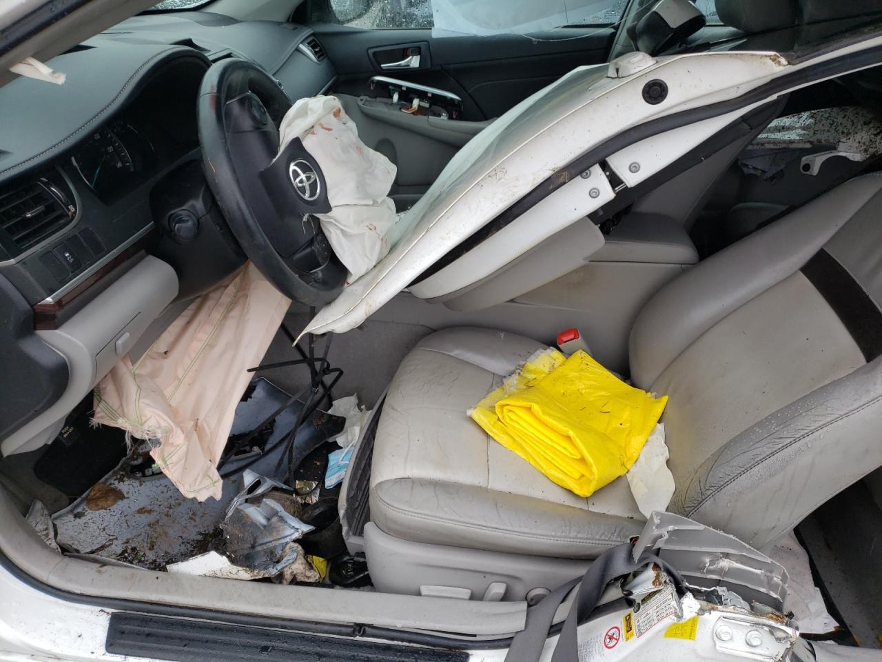 2014 TOYOTA CAMRY L - Image 7