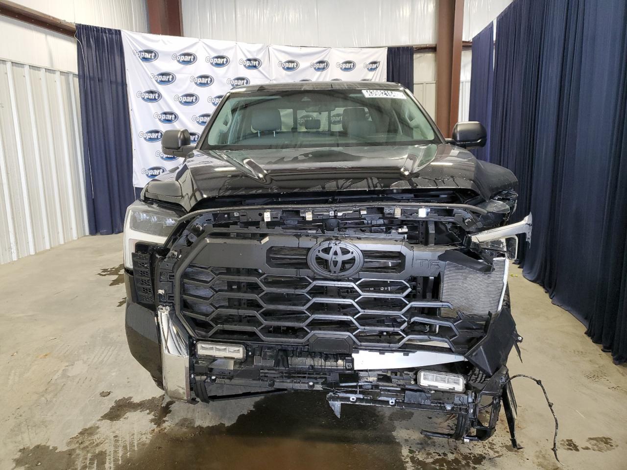 2023 TOYOTA TUNDRA DOU - Фото 5
