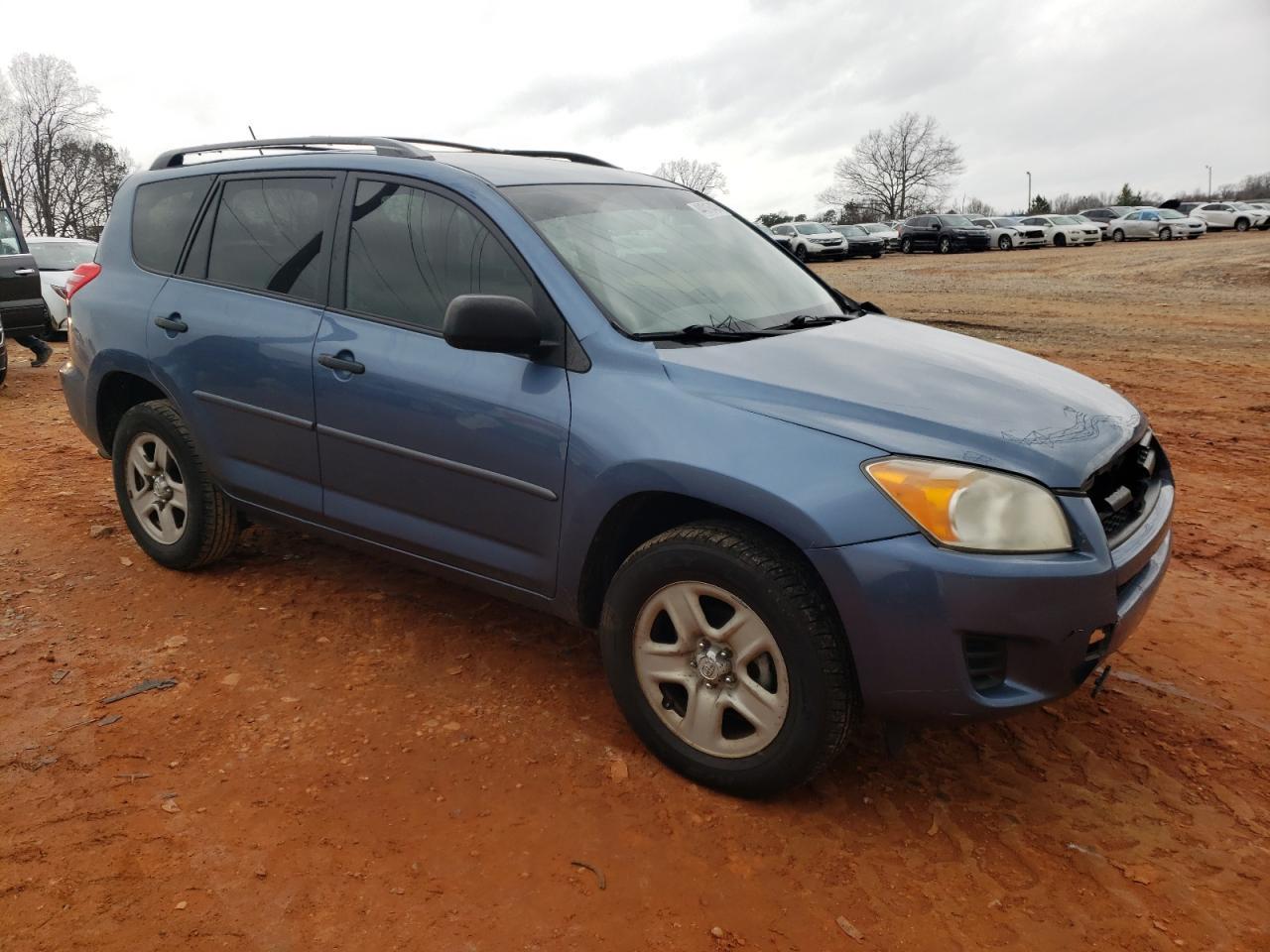 2011 TOYOTA RAV4 - Image 4