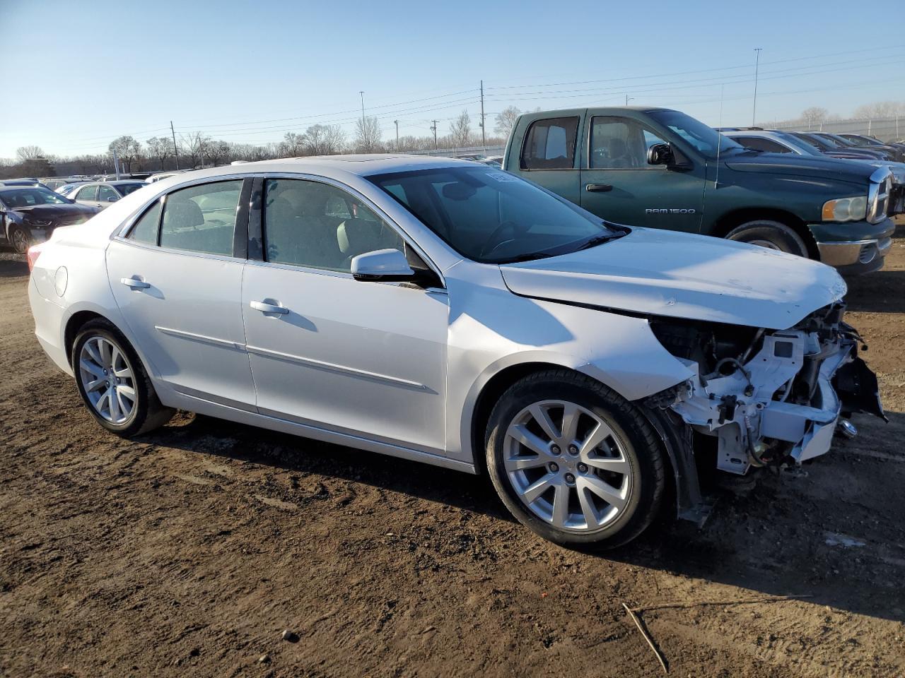 2015 CHEVROLET MALIBU 2LT - Image 4