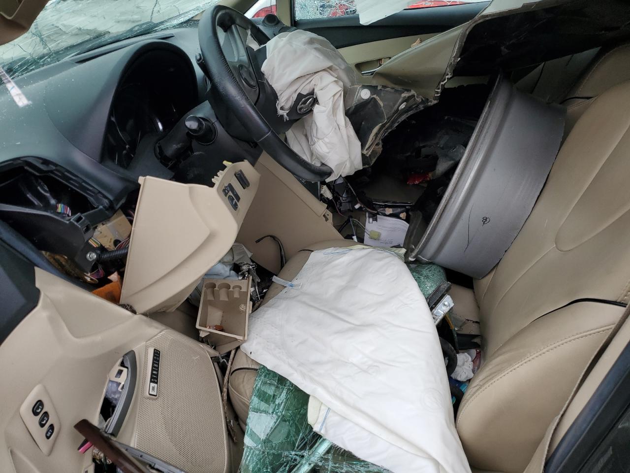 2014 TOYOTA VENZA LE - Image 7