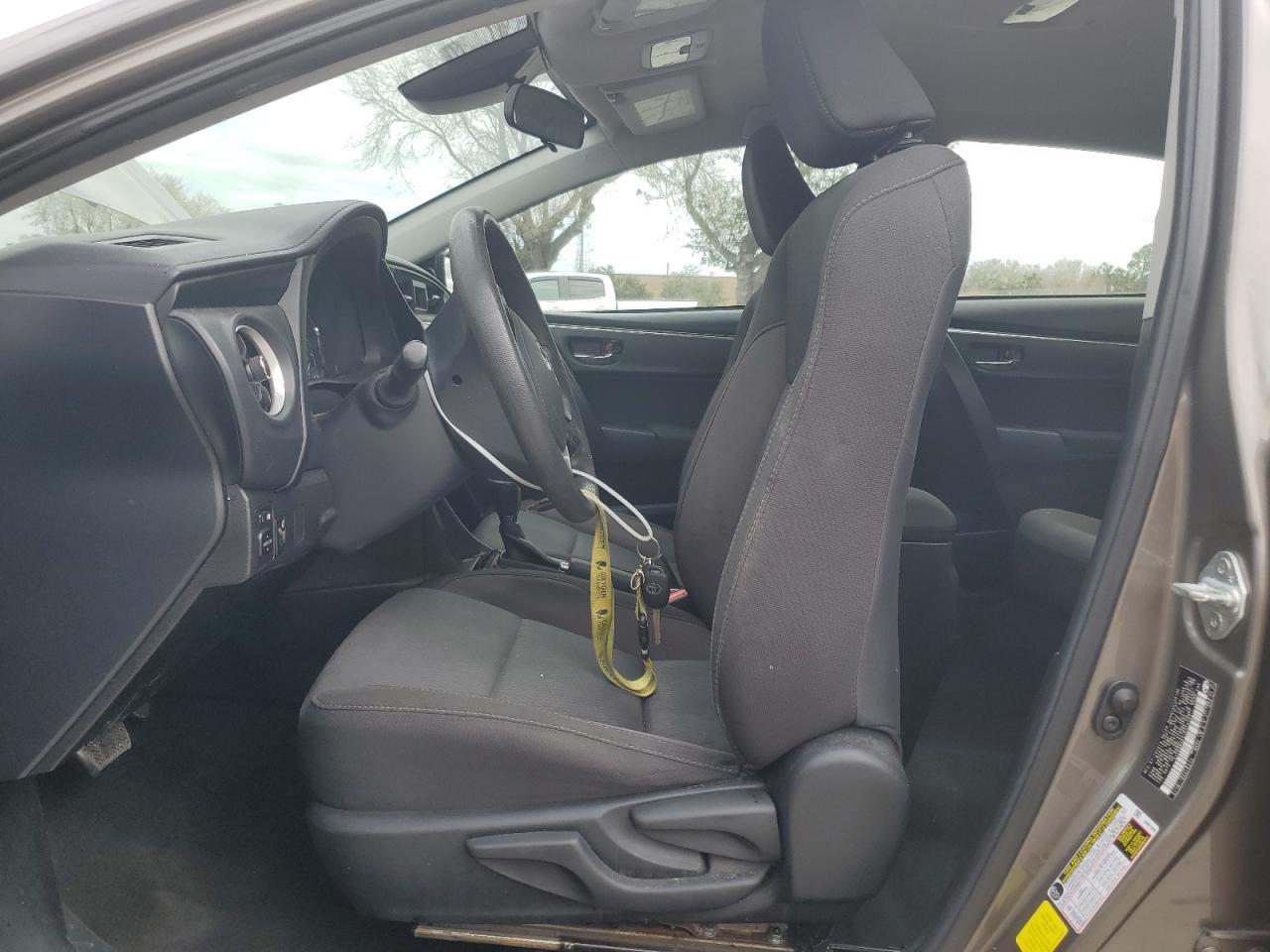 2018 TOYOTA COROLLA L - Image 7