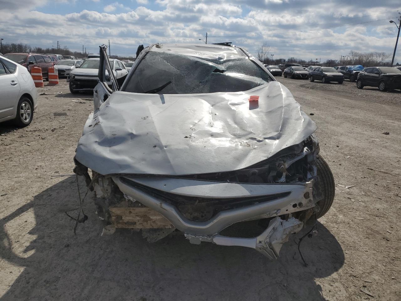 2021 TOYOTA CAMRY SE - Фото 5