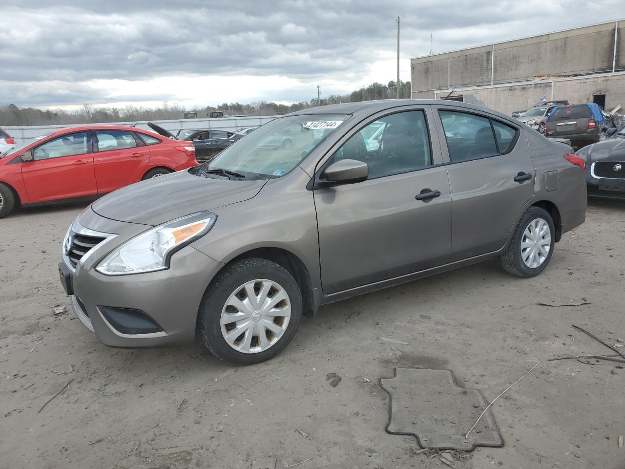 2016 NISSAN VERSA S