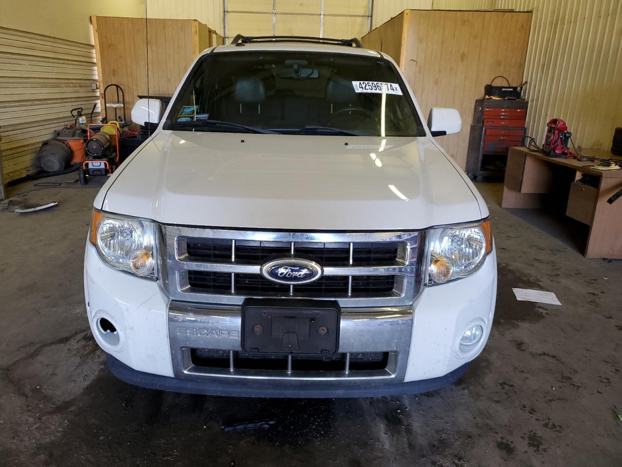 2012 FORD ESCAPE LIM - Image 5