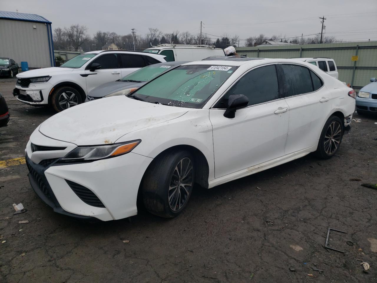 2018 TOYOTA CAMRY L car image