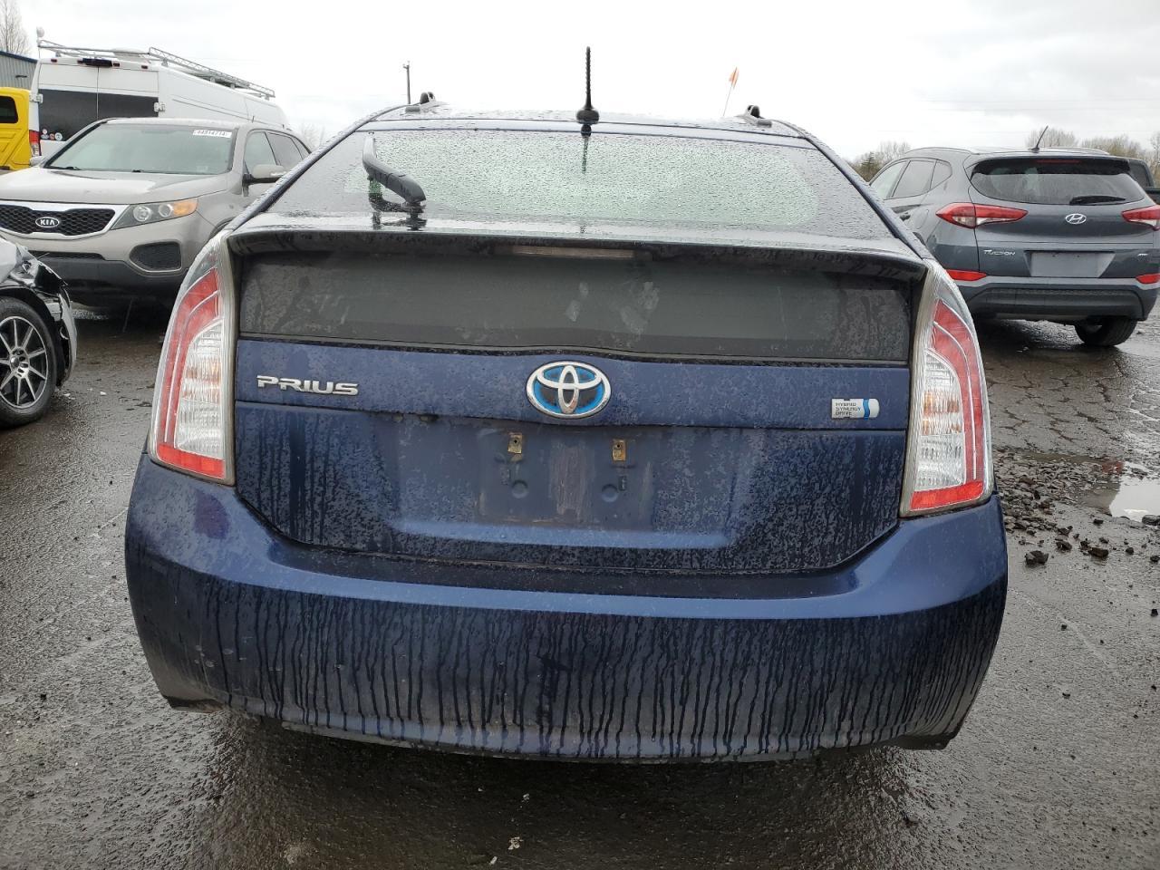 2015 TOYOTA PRIUS - Фото 6