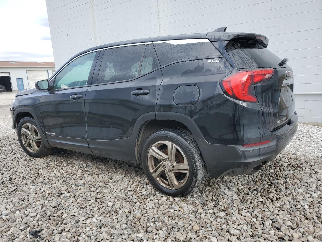 2018 GMC TERRAIN SL - Image 2