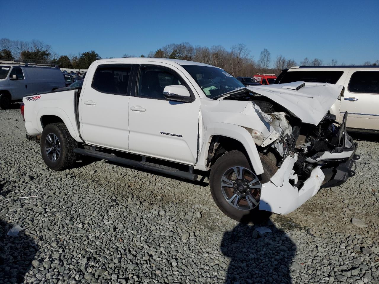 2016 TOYOTA TACOMA DOU - Фото 4