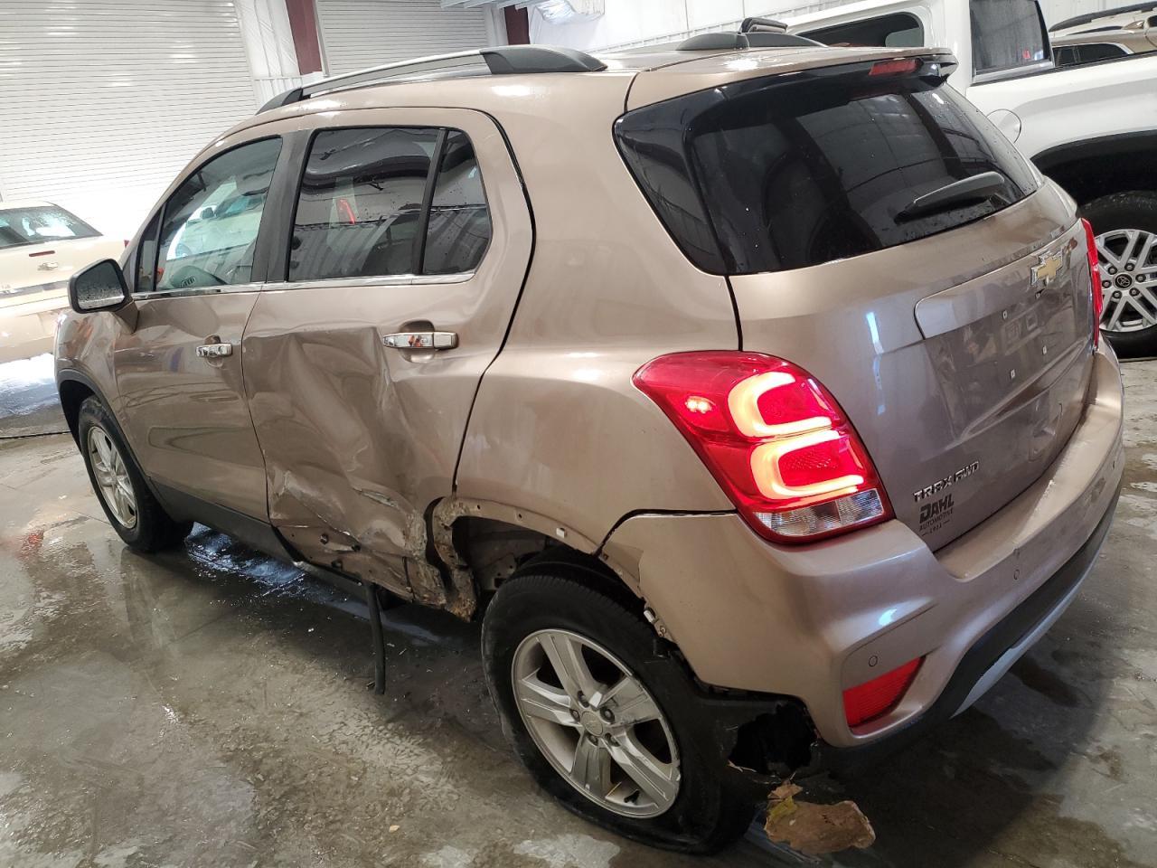 2018 CHEVROLET TRAX 1LT - Фото 2