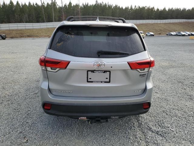 2019 Toyota Highlander Se - Фото 6
