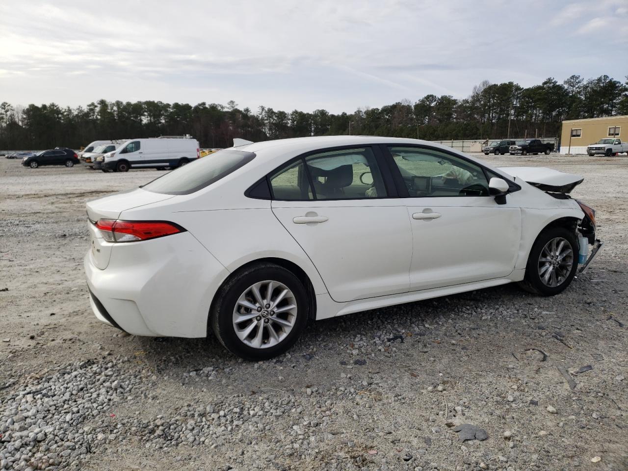 2020 TOYOTA COROLLA LE - Фото 3