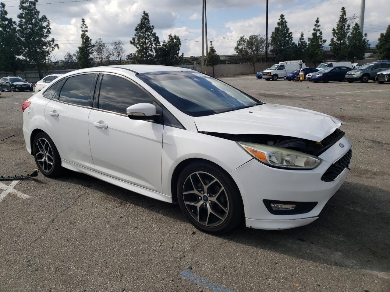 2016 FORD FOCUS SE - Фото 4
