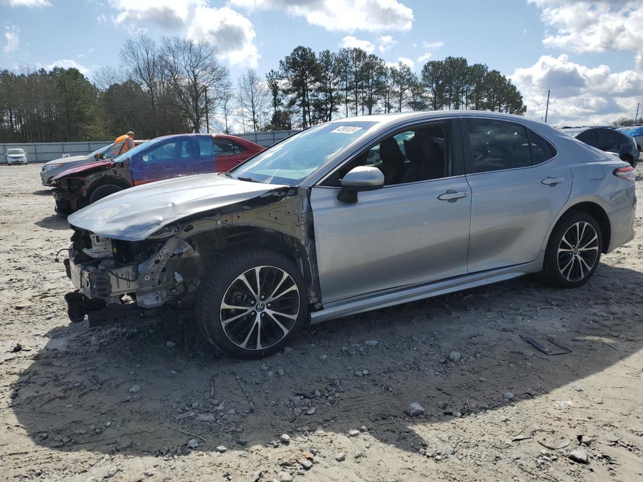 2019 TOYOTA CAMRY L