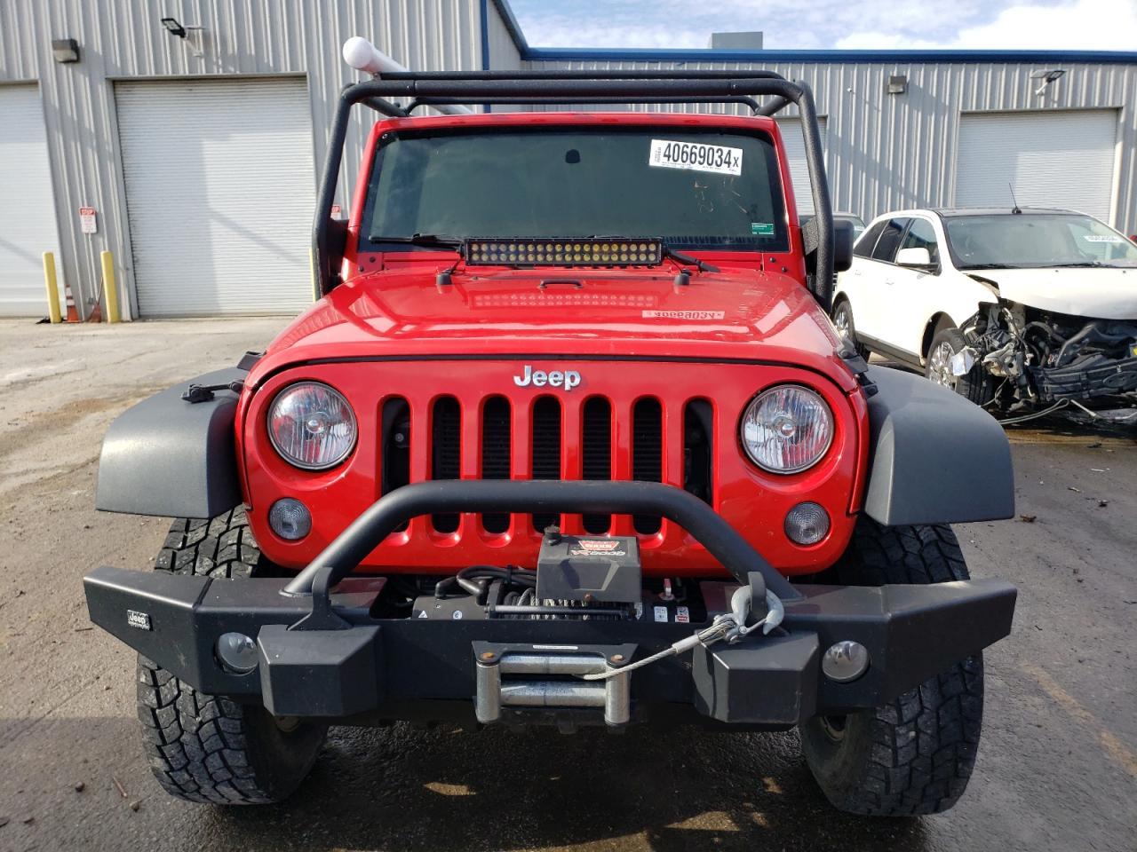 2015 JEEP WRANGLER U - Фото 5