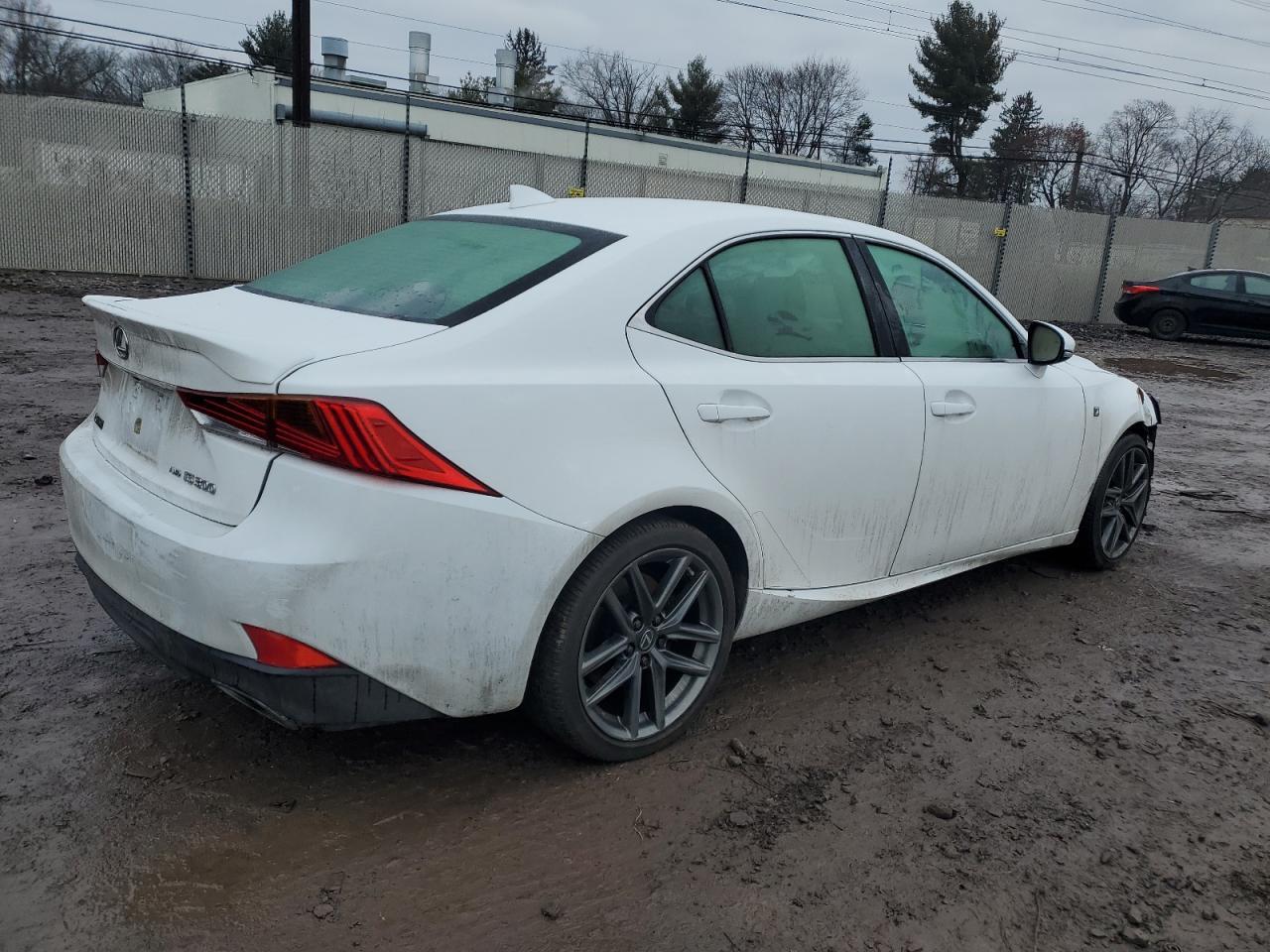 2019 LEXUS IS 300 - Image 3