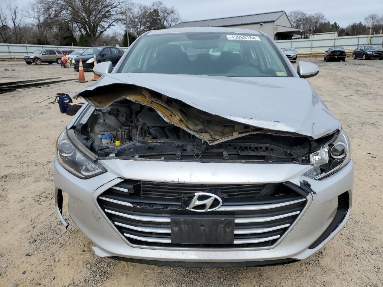 2018 HYUNDAI ELANTRA SE - Image 5