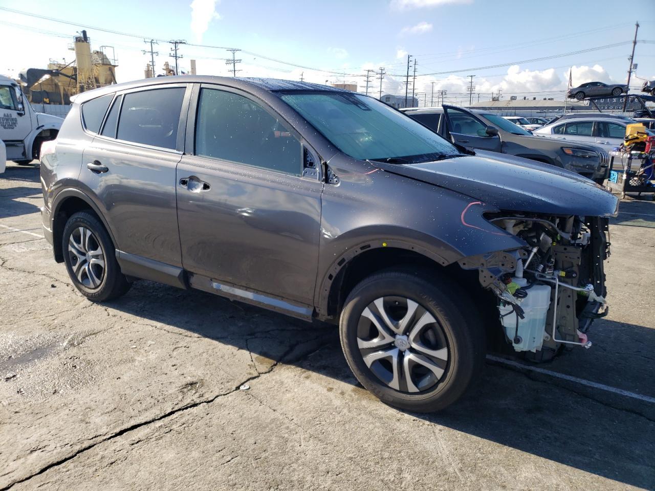 2018 TOYOTA RAV4 LE - Image 4