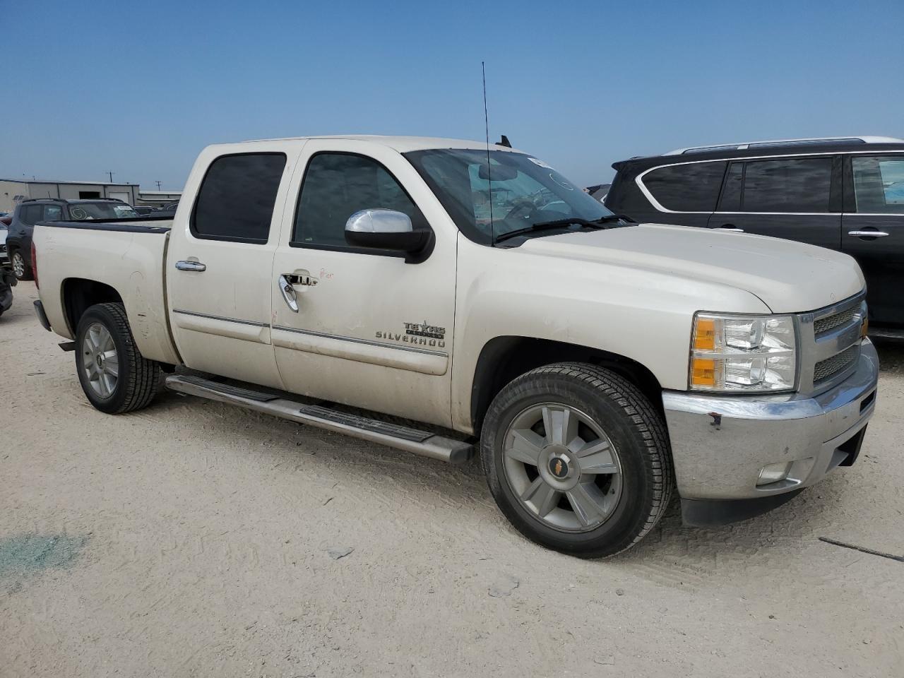 2013 CHEVROLET SILVERADO - Фото 4