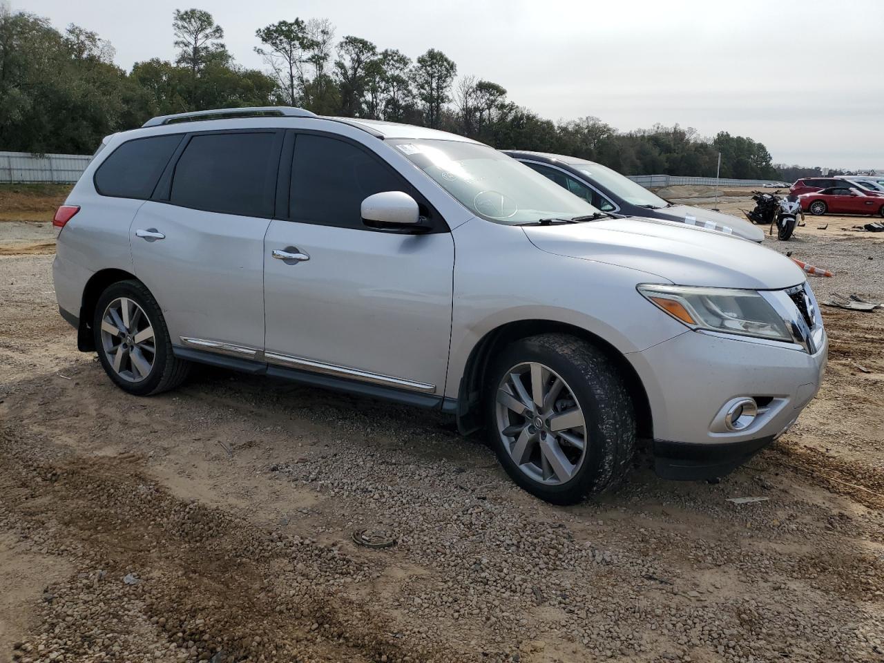 2013 NISSAN PATHFINDER - Фото 4